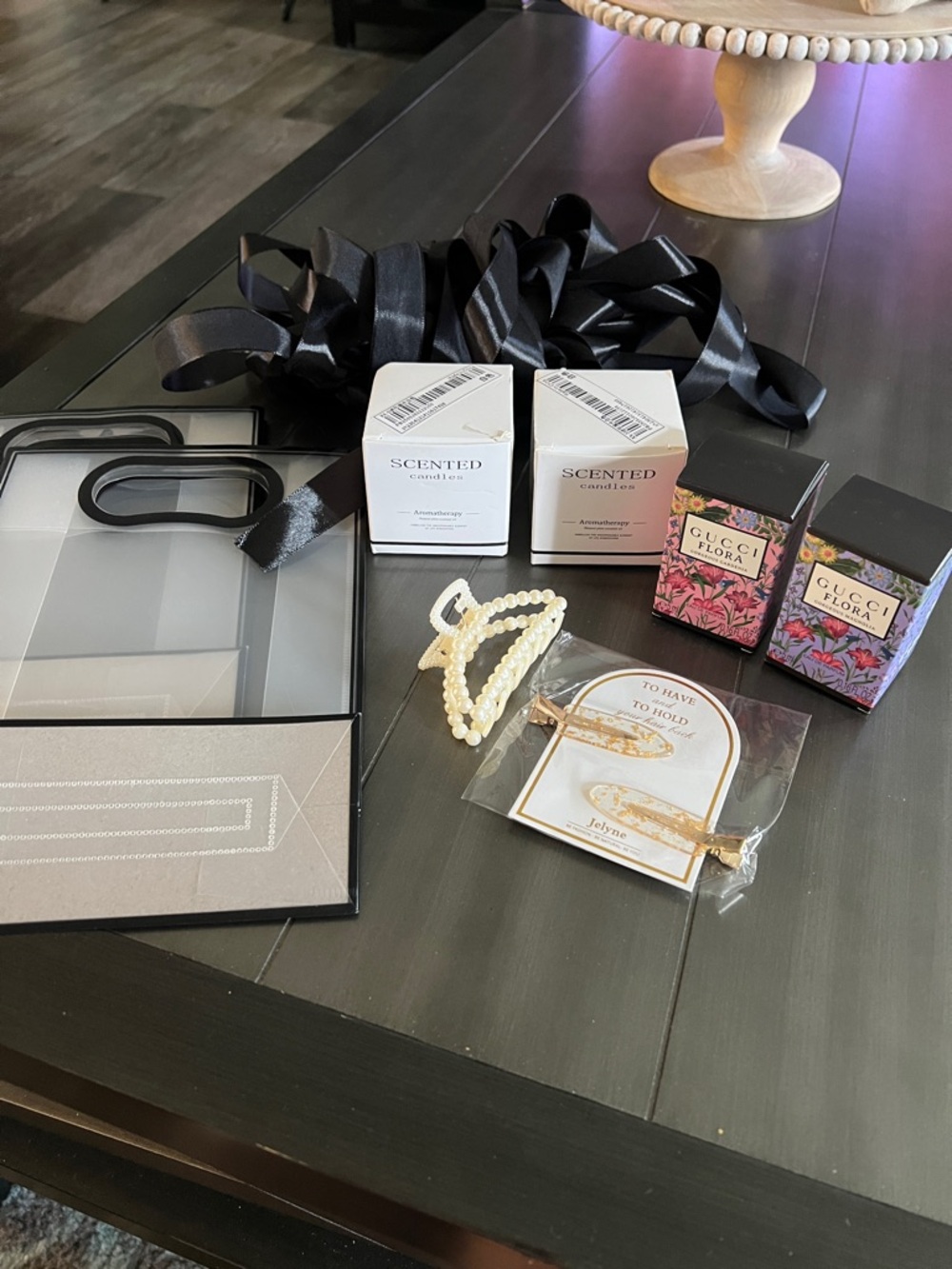 Bundle Set (includes 2 Gucci Flora perfumes 5 ml) - Picture 2 of 10